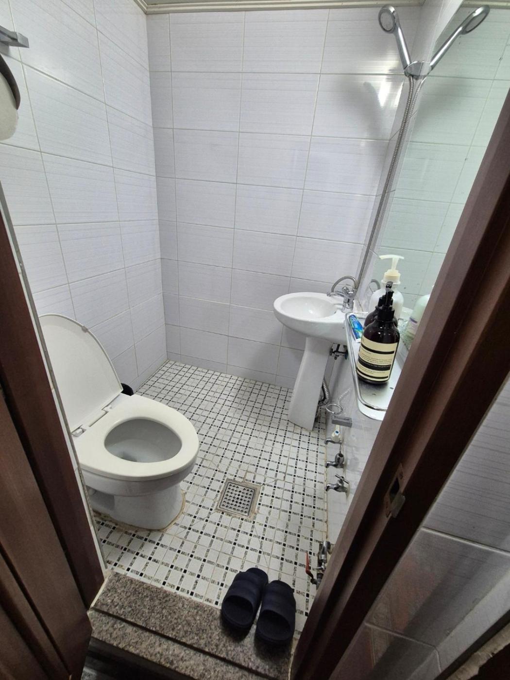 Joyful Stay Seoul Eksteriør billede