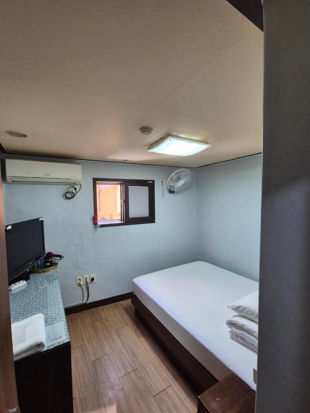 Joyful Stay Seoul Eksteriør billede