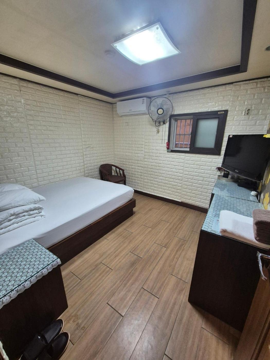 Joyful Stay Seoul Eksteriør billede
