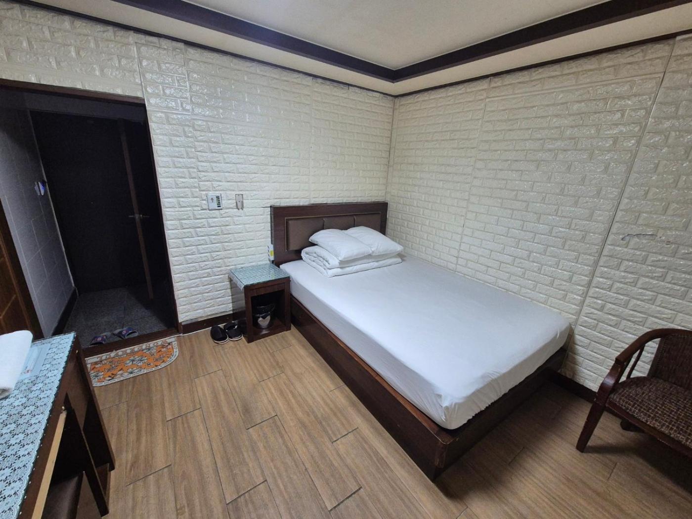 Joyful Stay Seoul Eksteriør billede