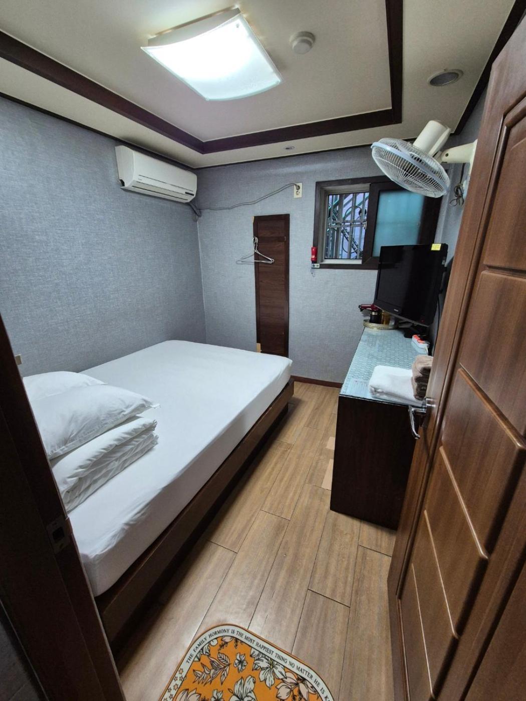 Joyful Stay Seoul Eksteriør billede